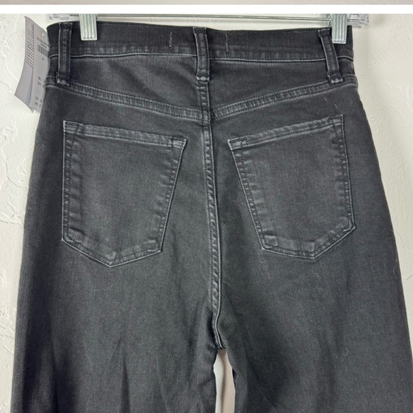 Abercrombie & Fitch Jeans The Flare Ultra High Rise Black Wash Dark 25 0s short - Picture 4 of 9